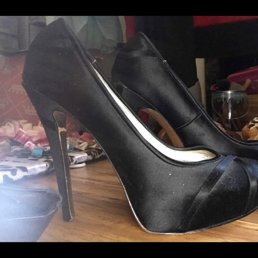 Bebe heels